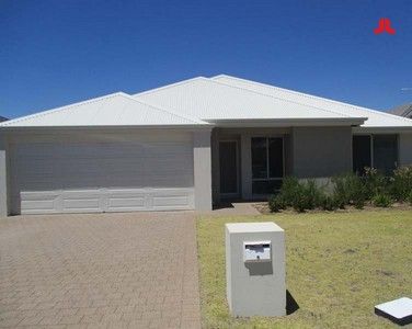 4 bedrooms House in 17 Icelandic Meander BALDIVIS WA, 6171