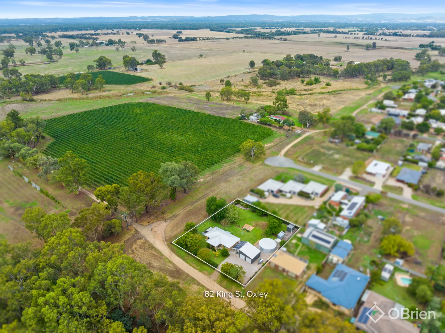 82 King Street, Oxley VIC 3678