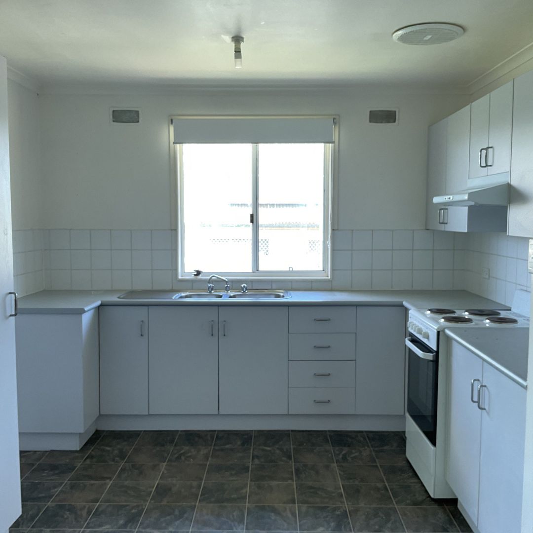 8 Frank Street, Narrandera NSW 2700 House For Rent 370 Domain