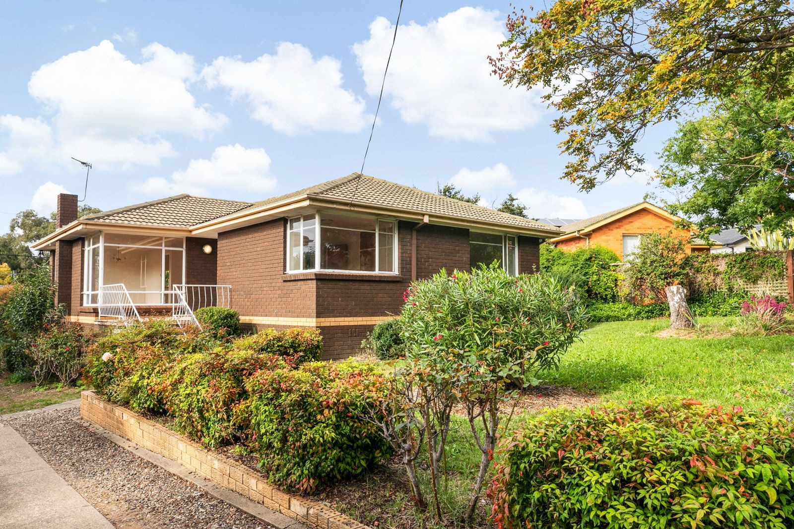 5 Thomson Street, Chifley | Property History & Address Research | Domain