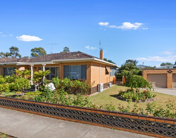 148 Gladstone Street, Quarry Hill VIC 3550