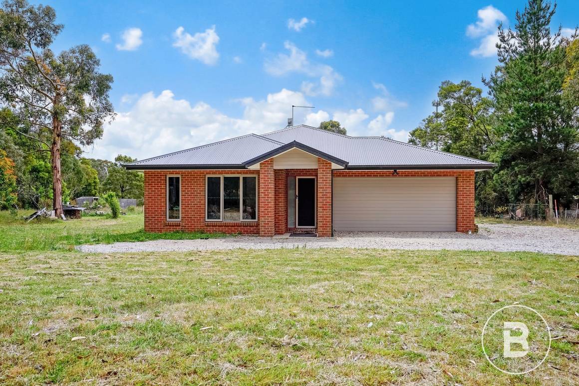 Picture of 57 Briardale Avenue, ENFIELD VIC 3352
