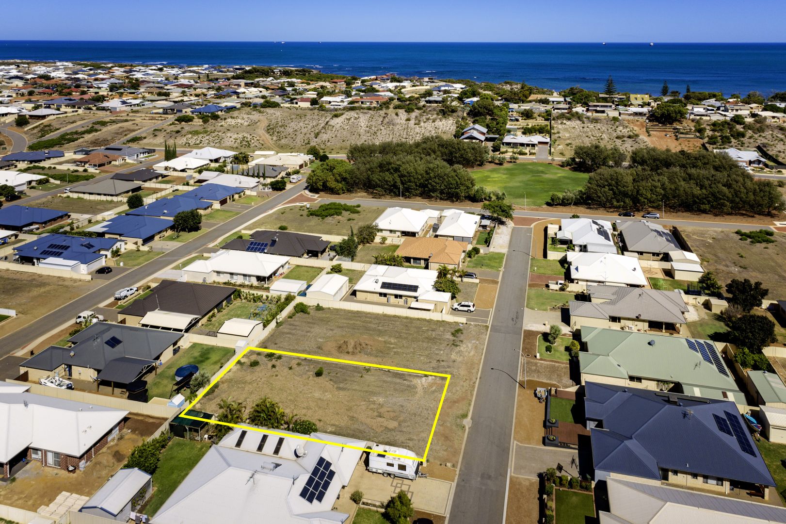 10 Angler Parade, Drummond Cove WA 6532, Image 2