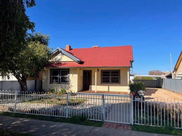 3 bedrooms House in 104 Magnolia  Avenue MILDURA VIC, 3500