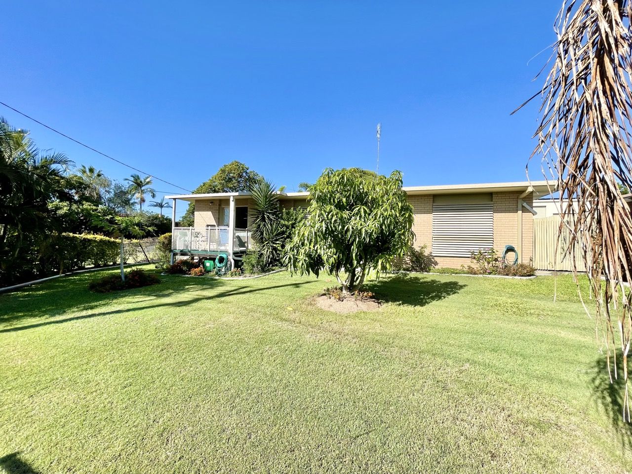 3 bedrooms House in 655 Boat Harbour Drive URANGAN QLD, 4655