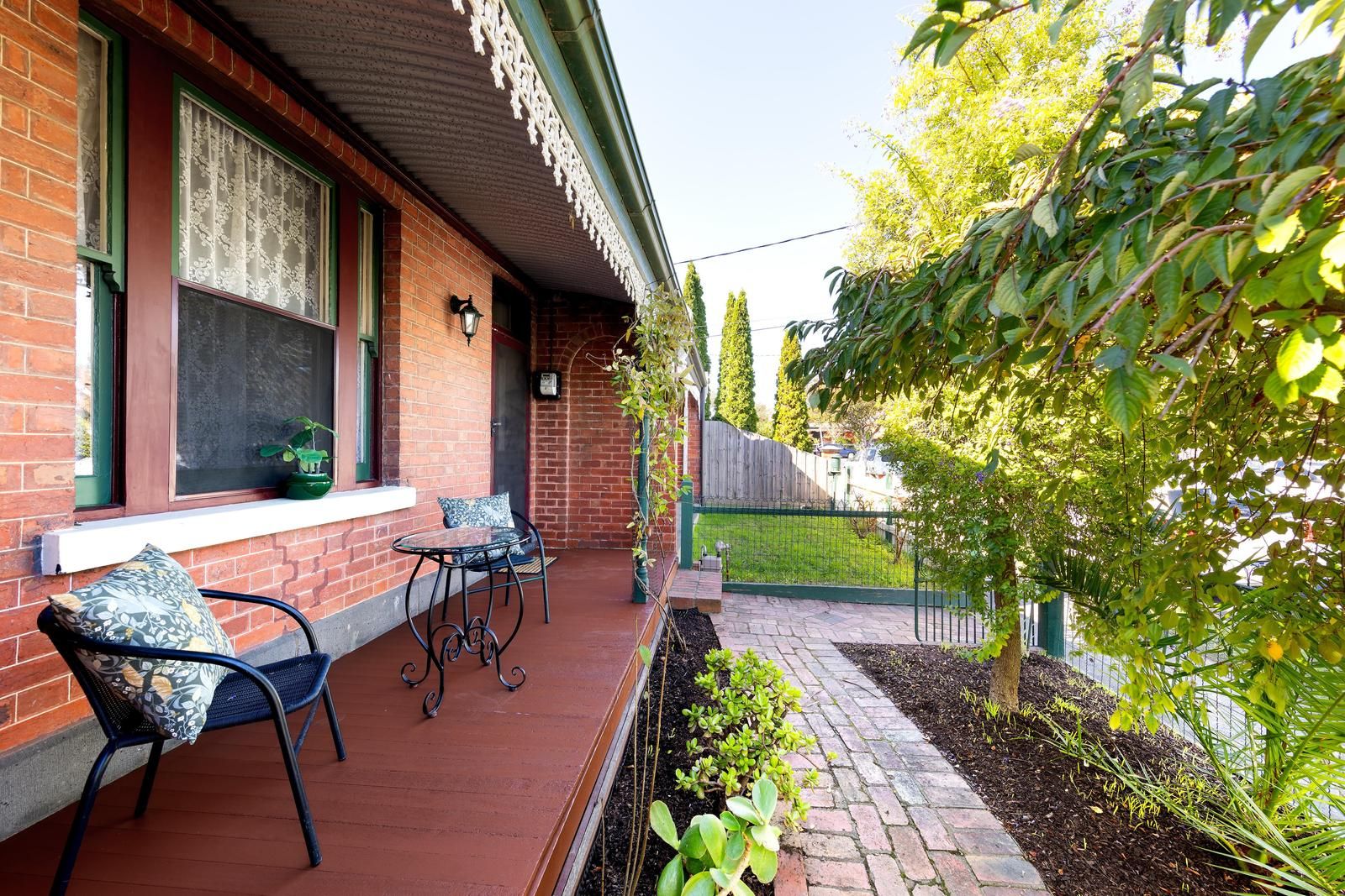 8 Livingstone Parade, Preston VIC 3072, Image 2