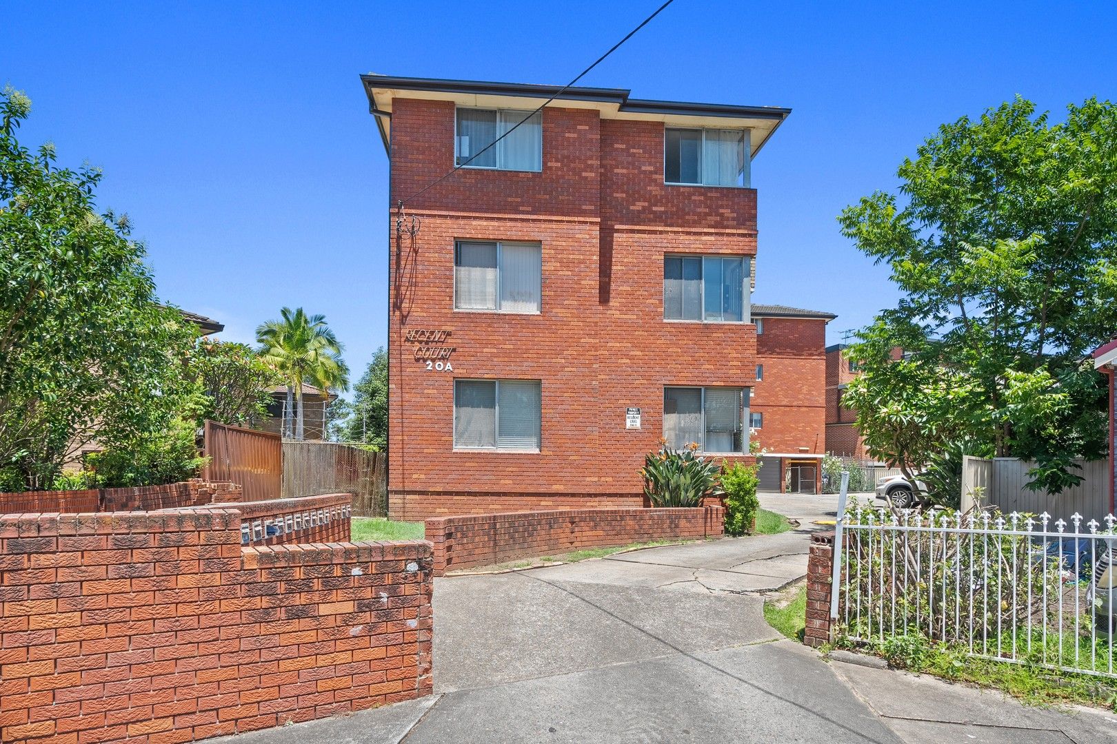 2 bedrooms Apartment / Unit / Flat in 7/20A Edwin Street REGENTS PARK NSW, 2143