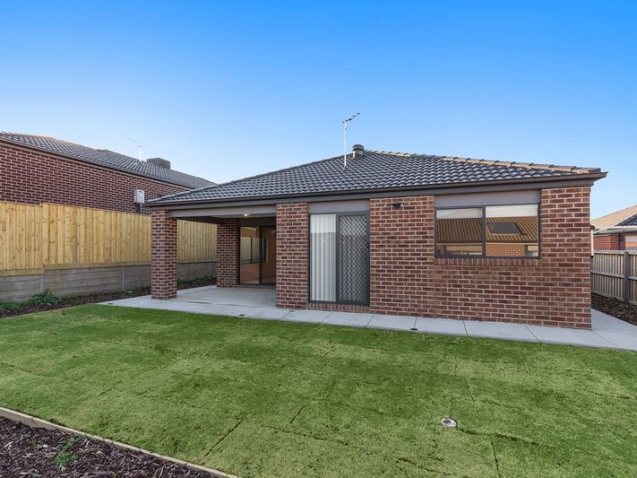 35 Blackwattle Court, Mernda VIC 3754, Image 1