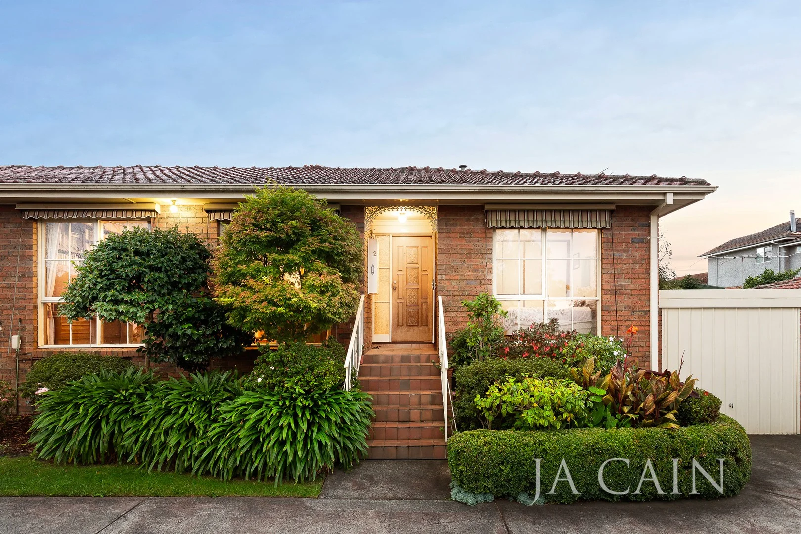 2/184 Wattle Valley Road, Camberwell VIC 3124