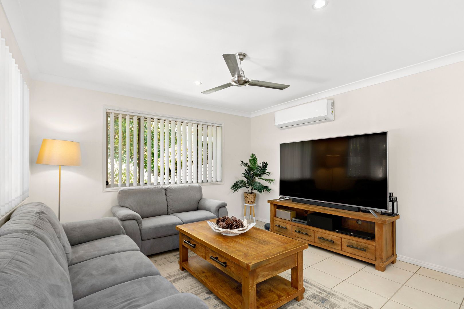 27 Alessandra Circuit, Coomera QLD 4209, Image 2