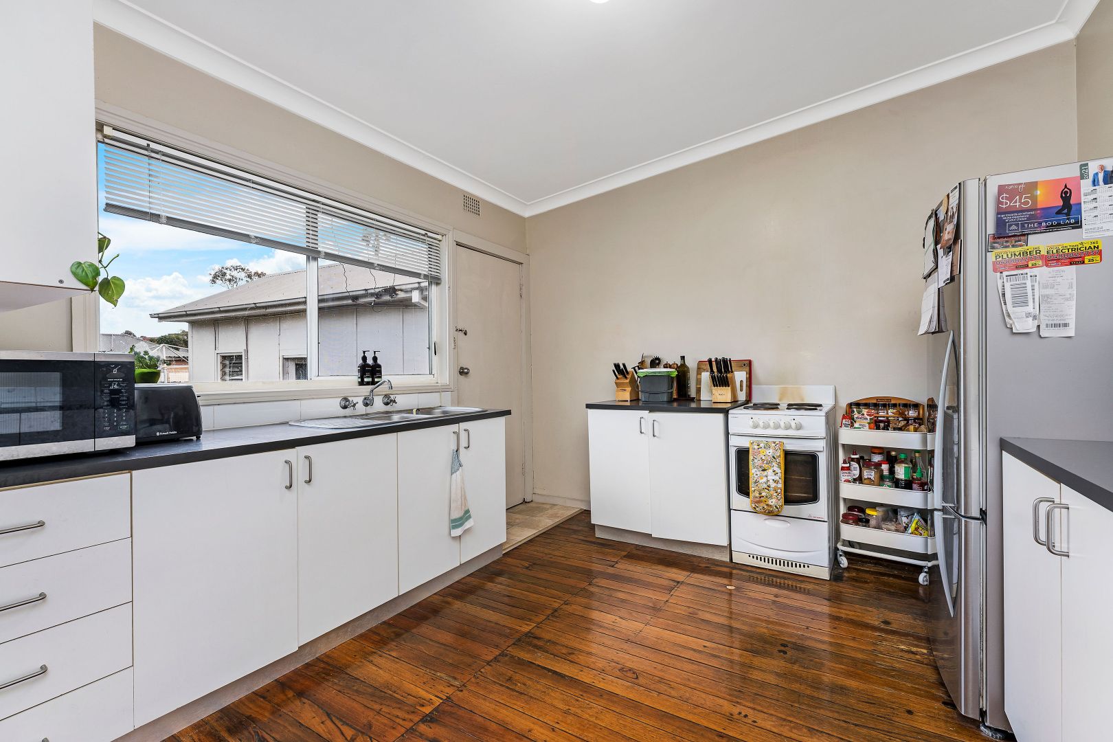 5 Exeter Avenue, North Wollongong NSW 2500, Image 2