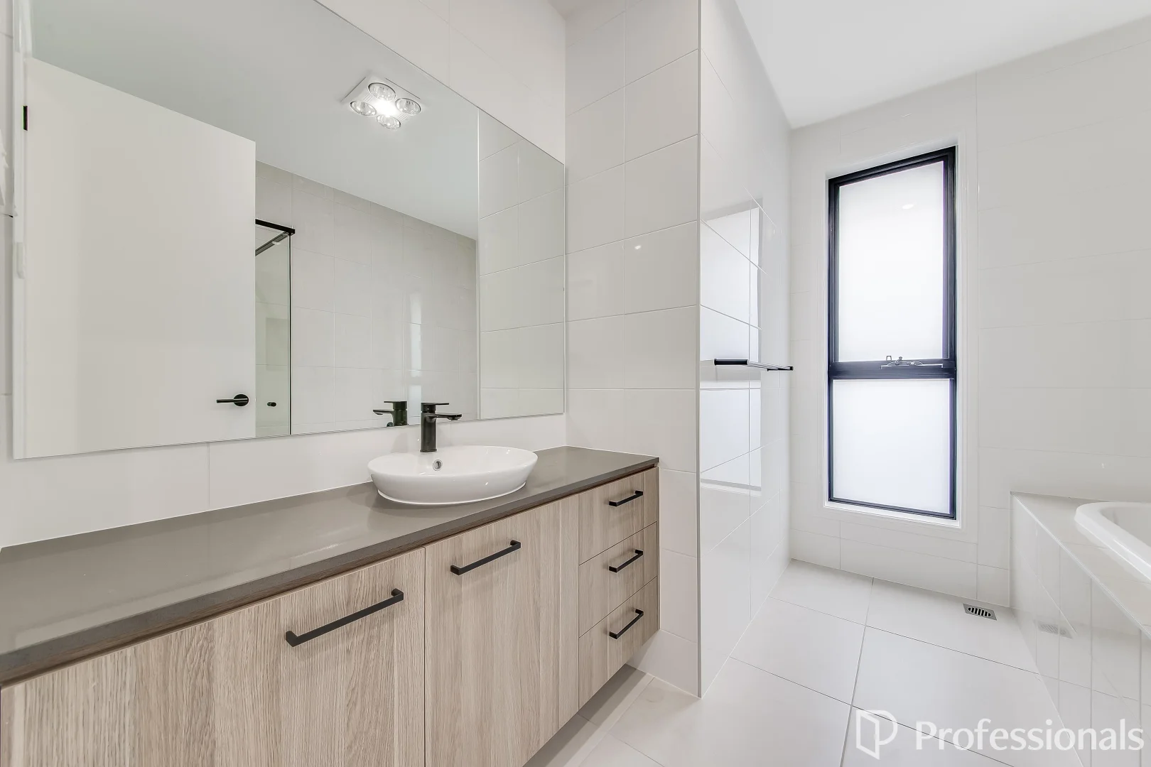 Additional image 11 of 110 Doriemus Avenue, Menangle Park NSW 2563