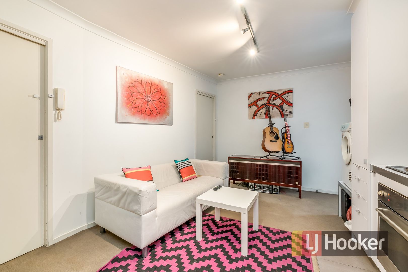 4/24 Prentice Street, St Kilda East VIC 3183, Image 2