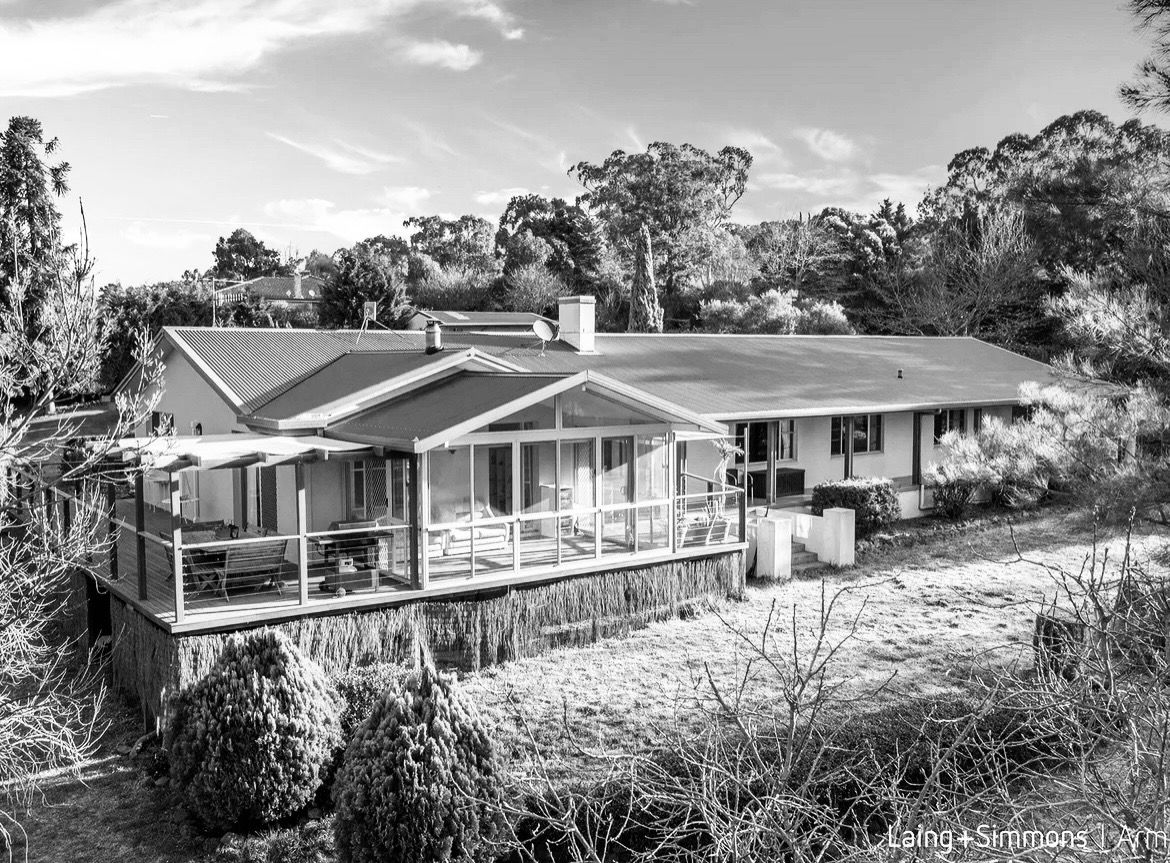 22 Springhill Lane, Armidale NSW 2350, Image 0