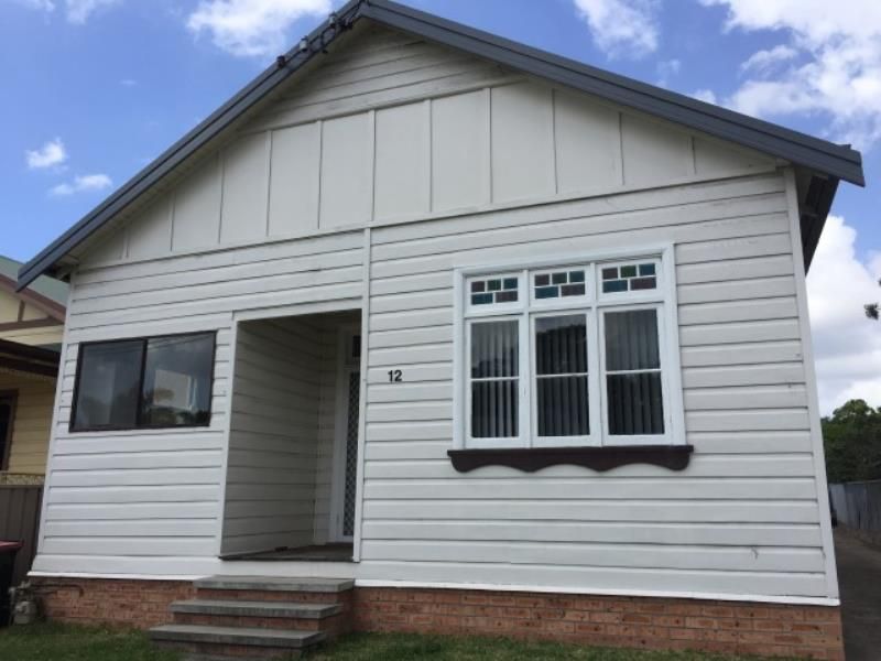 2 bedrooms Apartment / Unit / Flat in Unit 2/12 Dawson Street WARATAH NSW, 2298