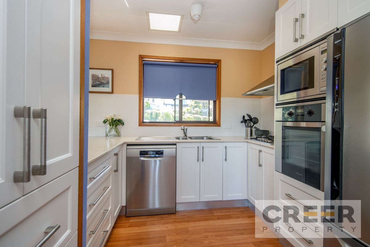 10 Shell Close, Croudace Bay NSW 2280, Image 2