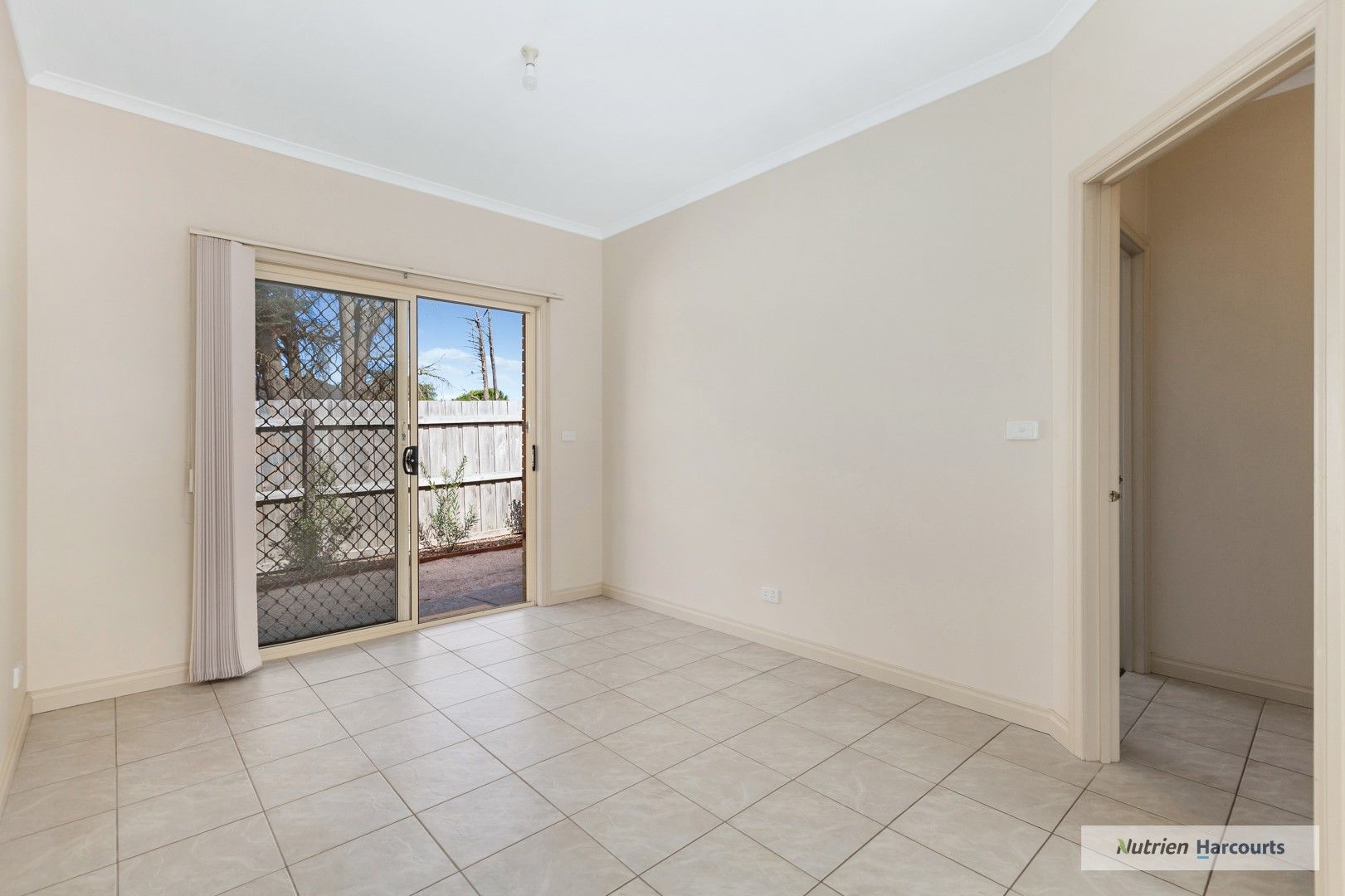 1/35A George Street, Kilmore VIC 3764, Image 2