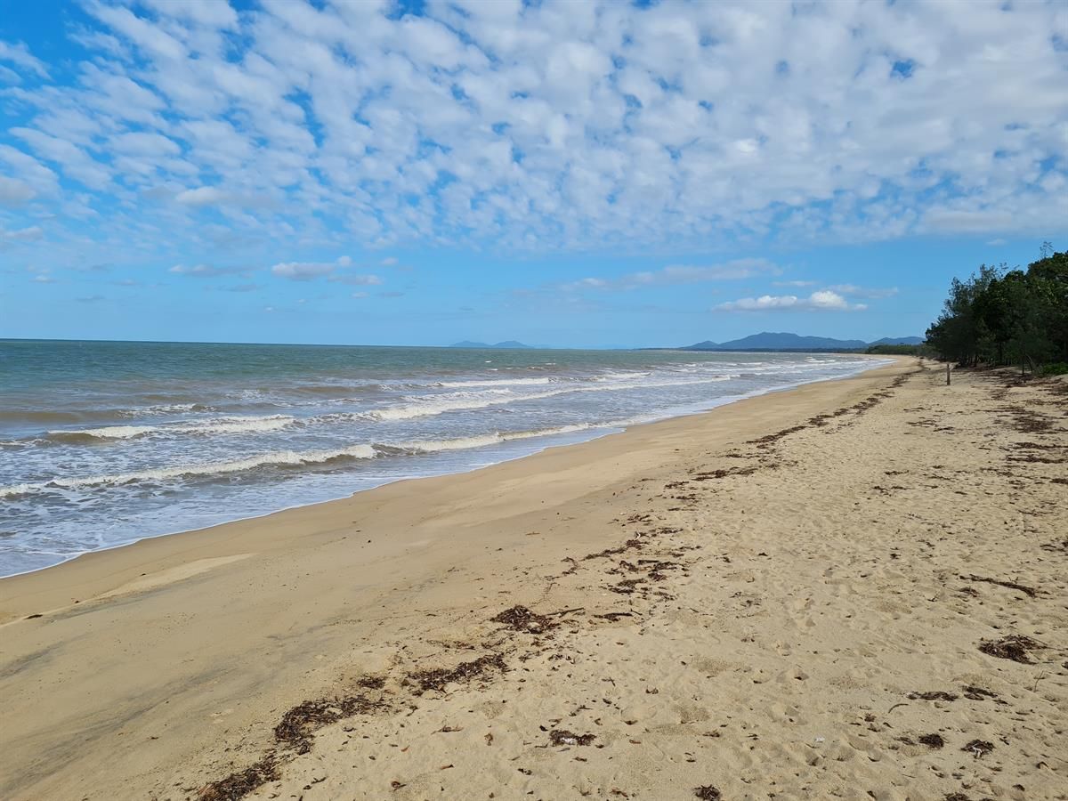 8 Barakaoan Road, Cowley Beach Property History & Address Research