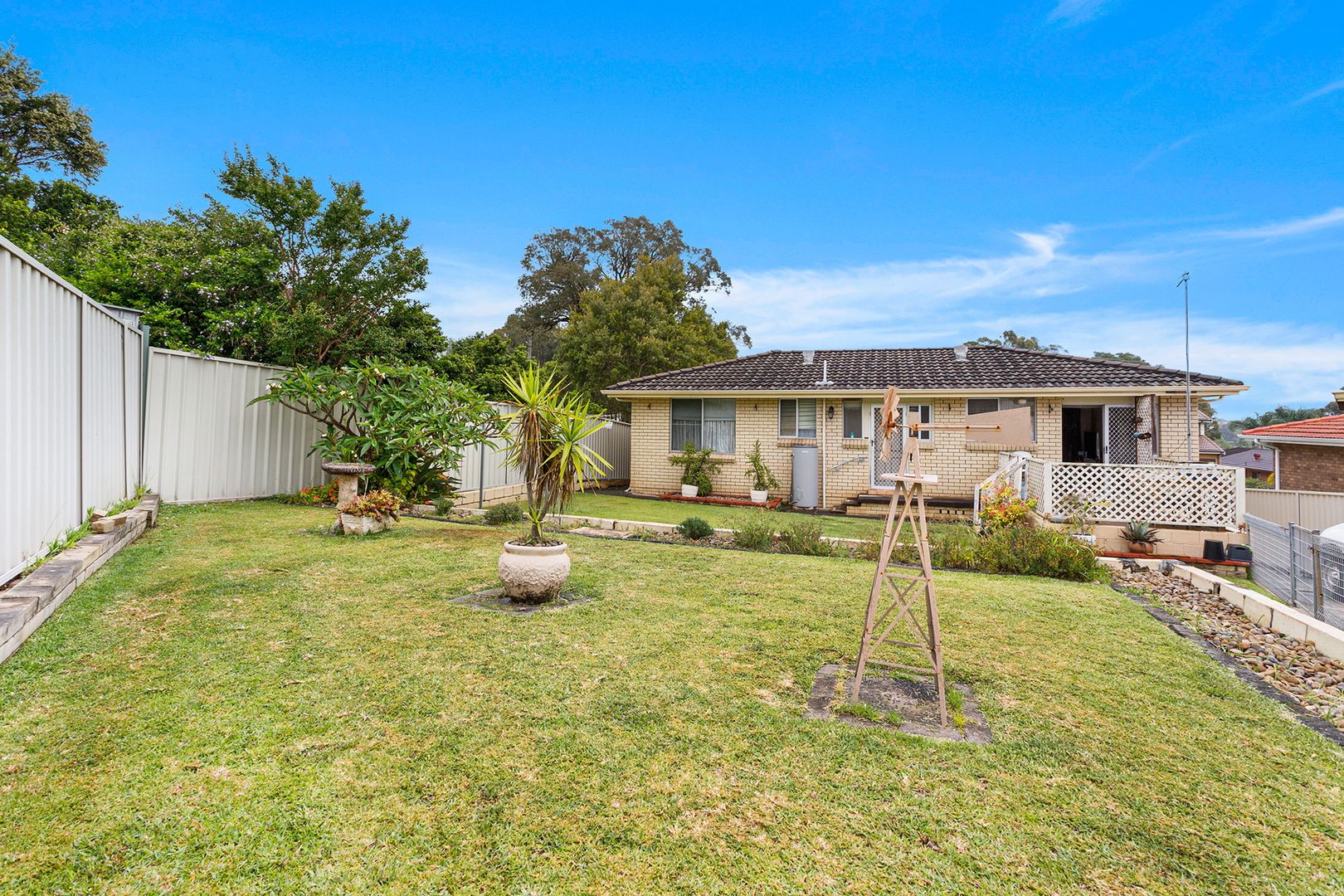 6 Power Drive, Mount Warrigal NSW 2528, Image 1