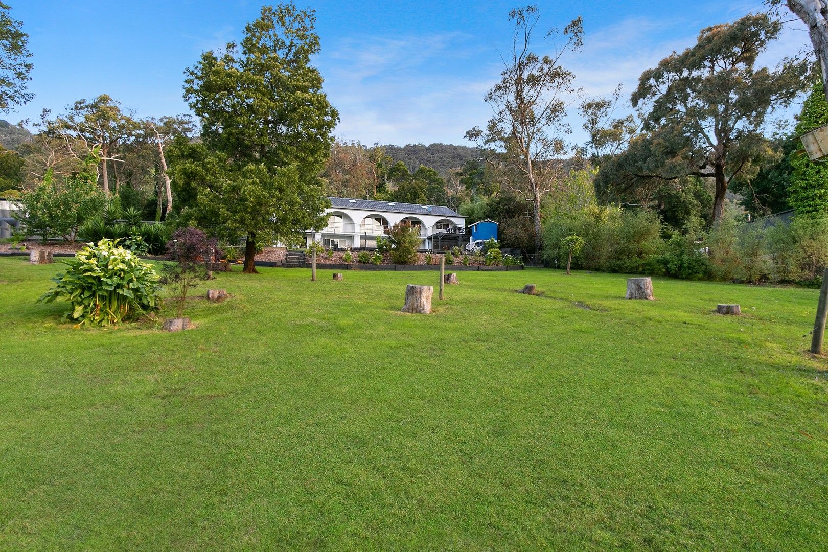 1035-1037 Mt Dandenong Tourist Road, Montrose VIC 3765, Image 0