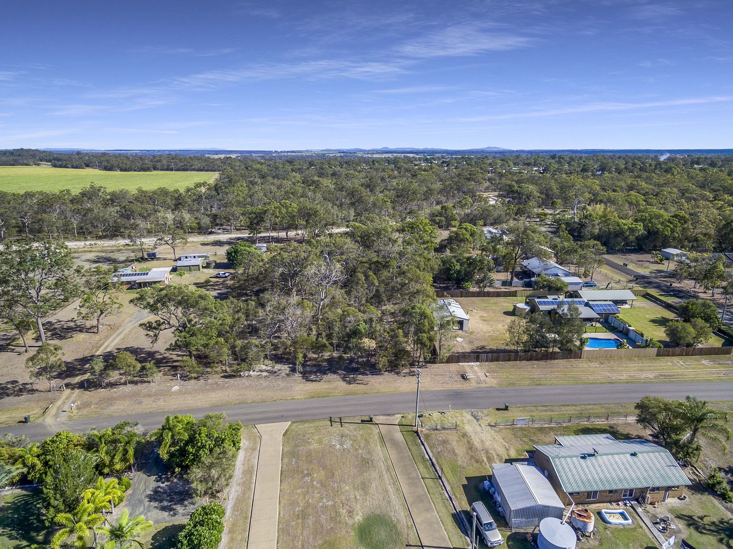 28 Pharlap Parade, Branyan QLD 4670, Image 2