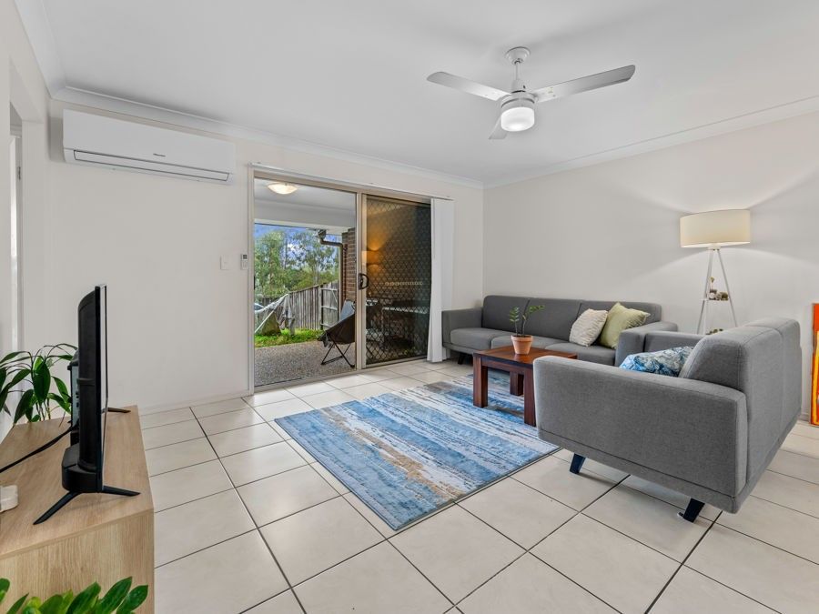 2/15 Ceres Street, Wulkuraka QLD 4305, Image 2