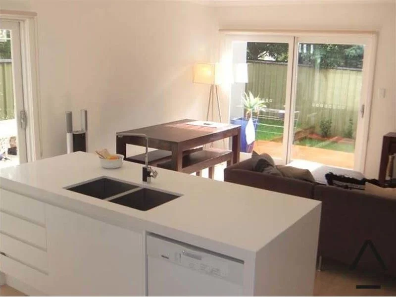 Additional image 3 of 2/4 McLennan Avenue, Randwick NSW 2031