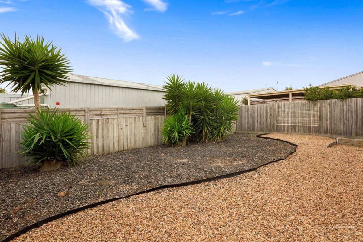 9 Cayley Place, Leopold VIC 3224, Image 2