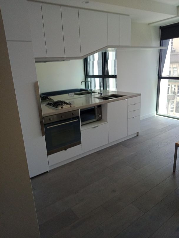 2 bedrooms Apartment / Unit / Flat in 1301/327 La Trobe MELBOURNE VIC, 3000