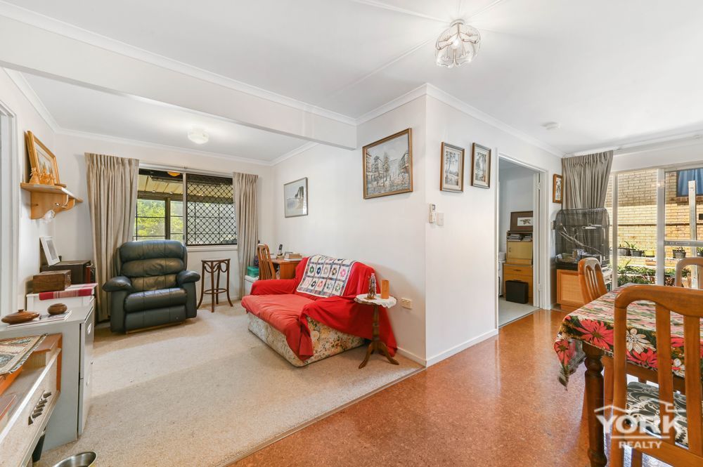 9 Ludgate Court, Rockville QLD 4350, Image 2