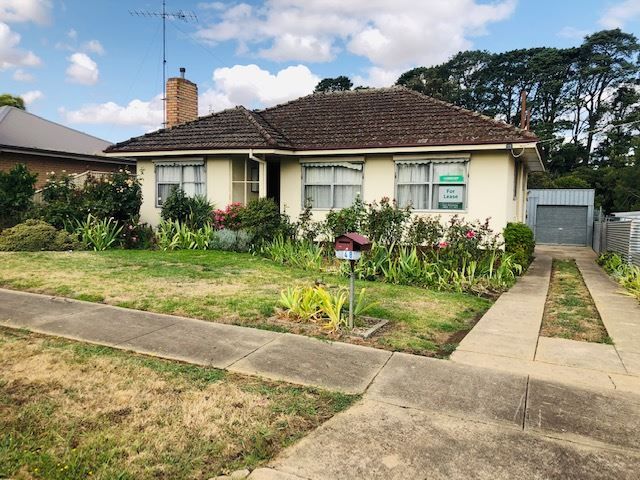 48 Kenna Avenue Hamilton Vic 3300 House For Rent