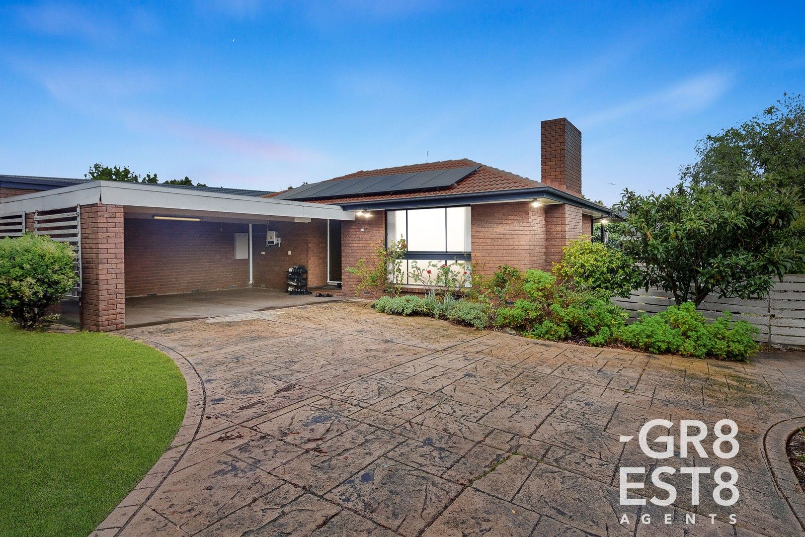 28 Charles Green Avenue, Endeavour Hills VIC 3802, Image 0