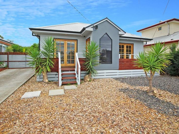 3 bedrooms House in 26 Heather Street HAMLYN HEIGHTS VIC, 3215