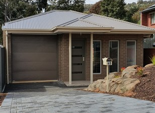 Picture of 40 Deering Crescent, BANKSIA PARK SA 5091