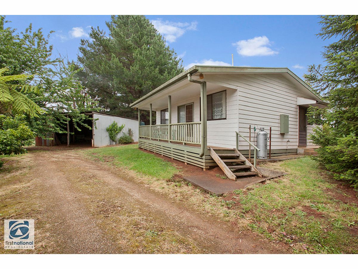 214 Russell Creek Road, Hill End VIC 3825, Image 2