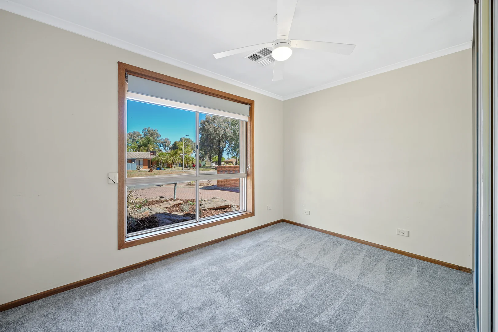 Additional image 6 of 2/15 Eugene Crescent, Parafield Gardens SA 5107