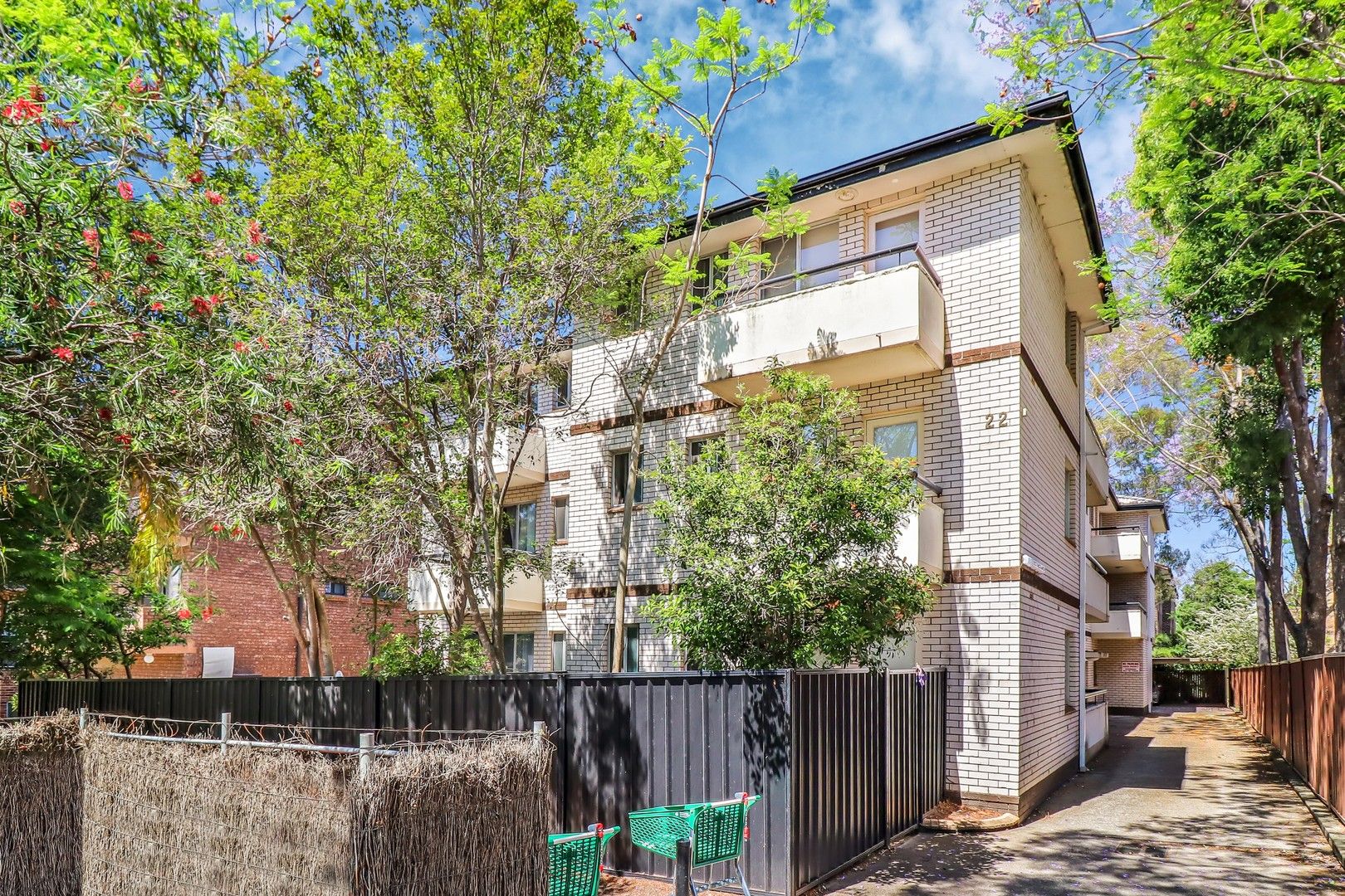 2 bedrooms Apartment / Unit / Flat in 9/22 Caroline St WESTMEAD NSW, 2145