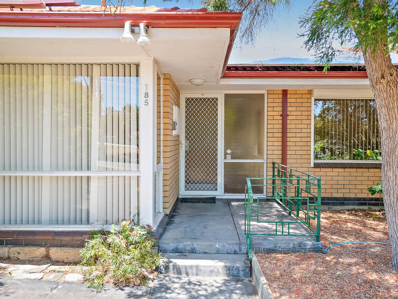 185 Phoenix Road, Spearwood WA 6163, Image 1