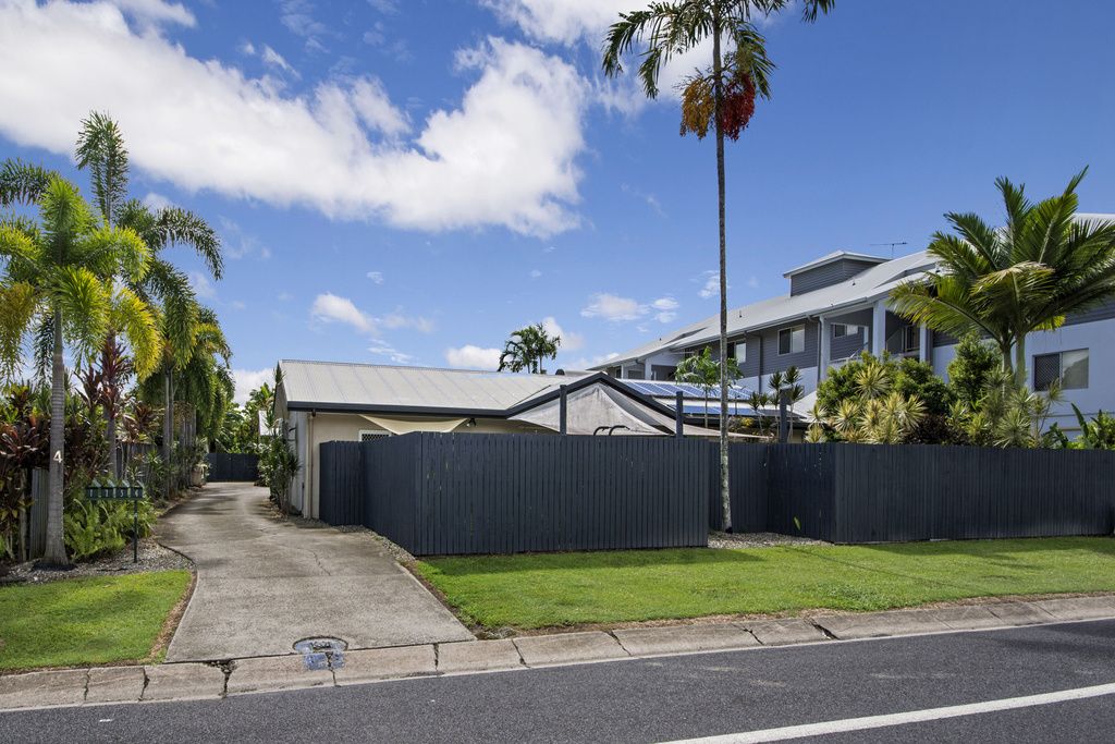 4/4 Golden Grove Drive, Bentley Park QLD 4869, Image 2