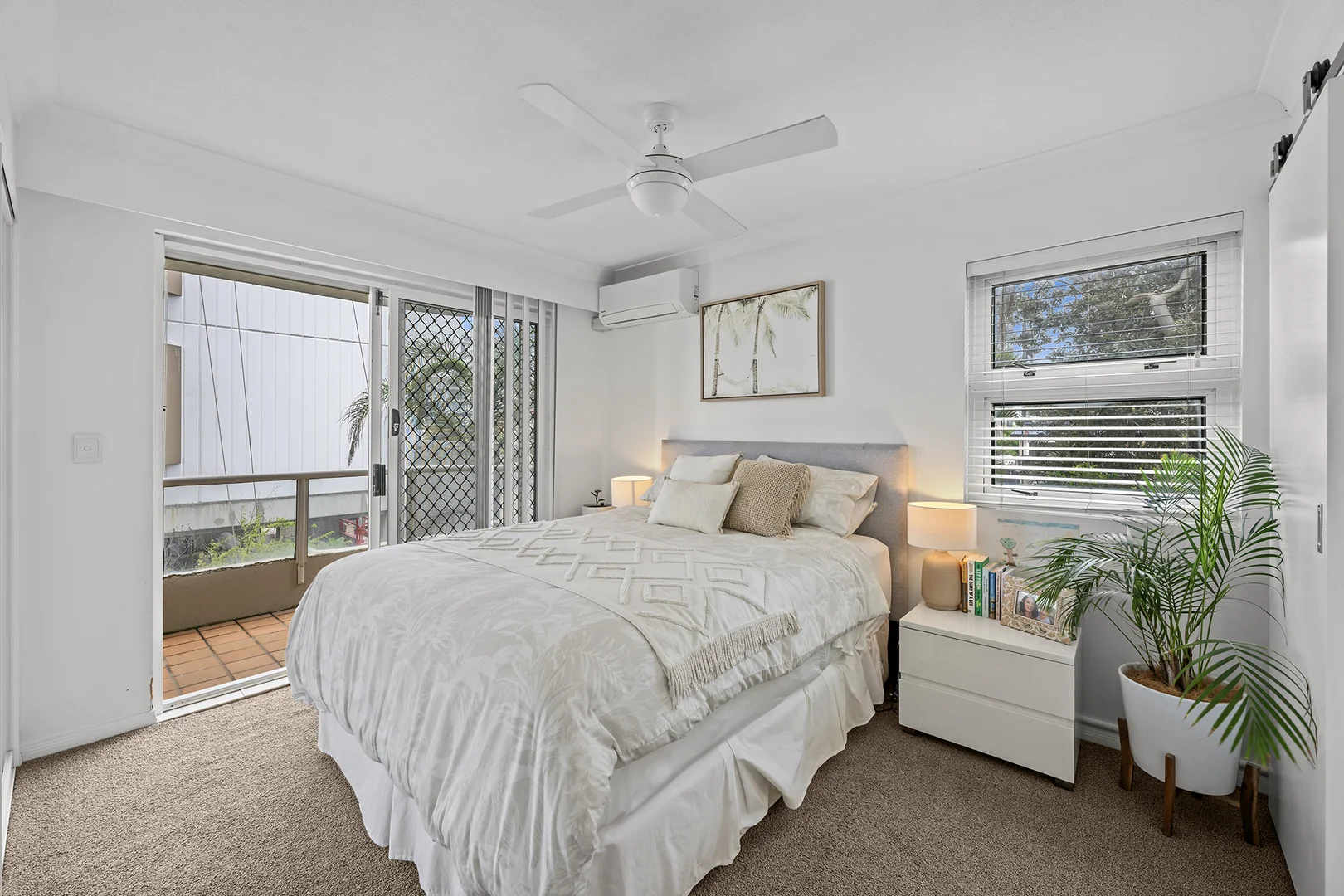 Additional image 10 of 4/450 The Esplanade, Palm Beach QLD 4221