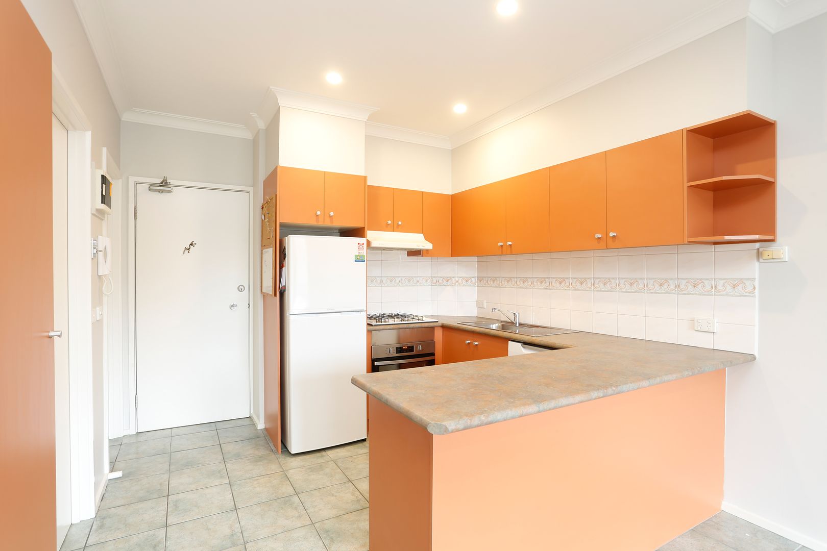 9/7-11 Cecil Street, Fitzroy VIC 3065, Image 2