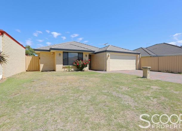 3 Cromarty Gardens, Canning Vale WA 6155