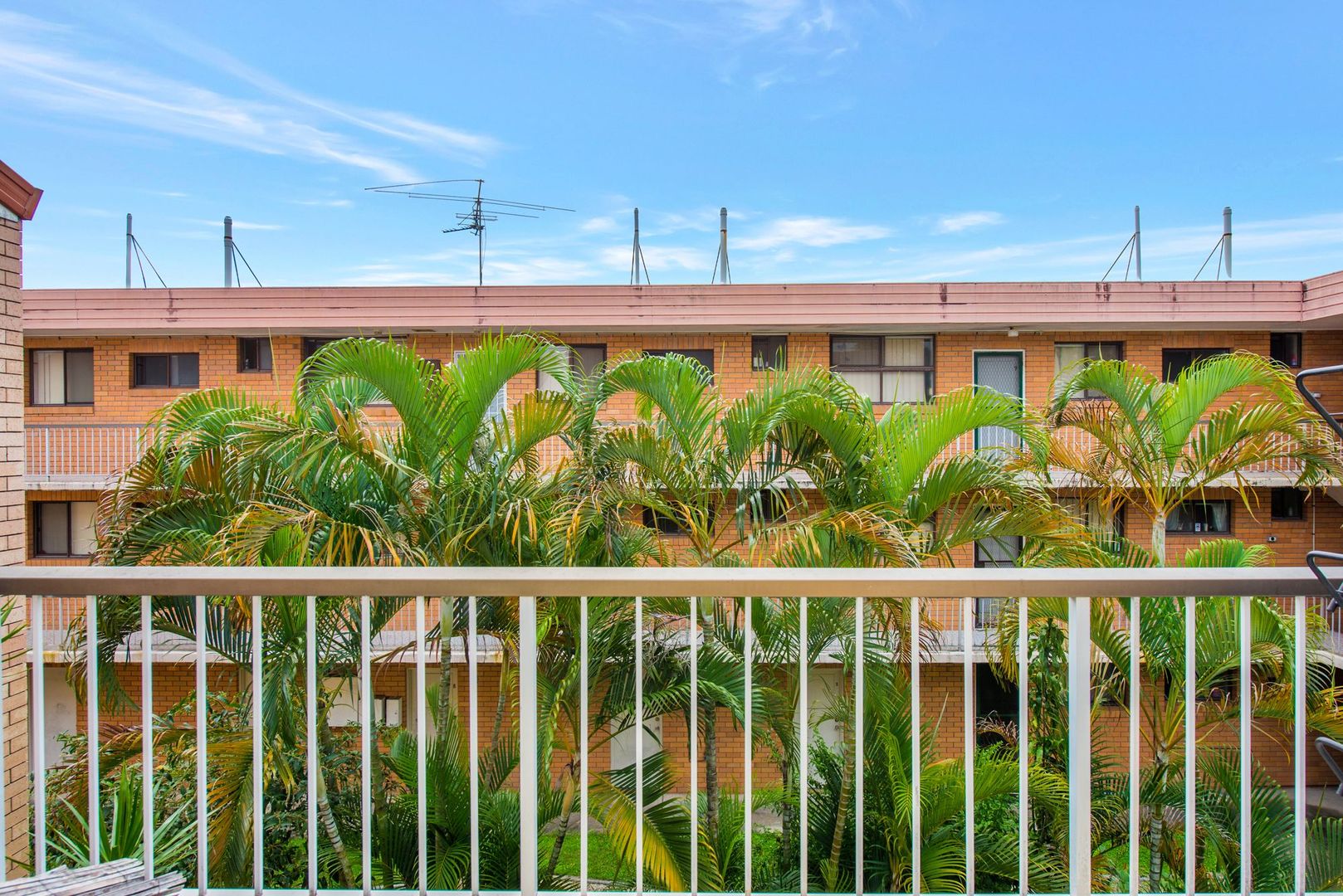 10/203 Scarborough Street, Southport QLD 4215, Image 2