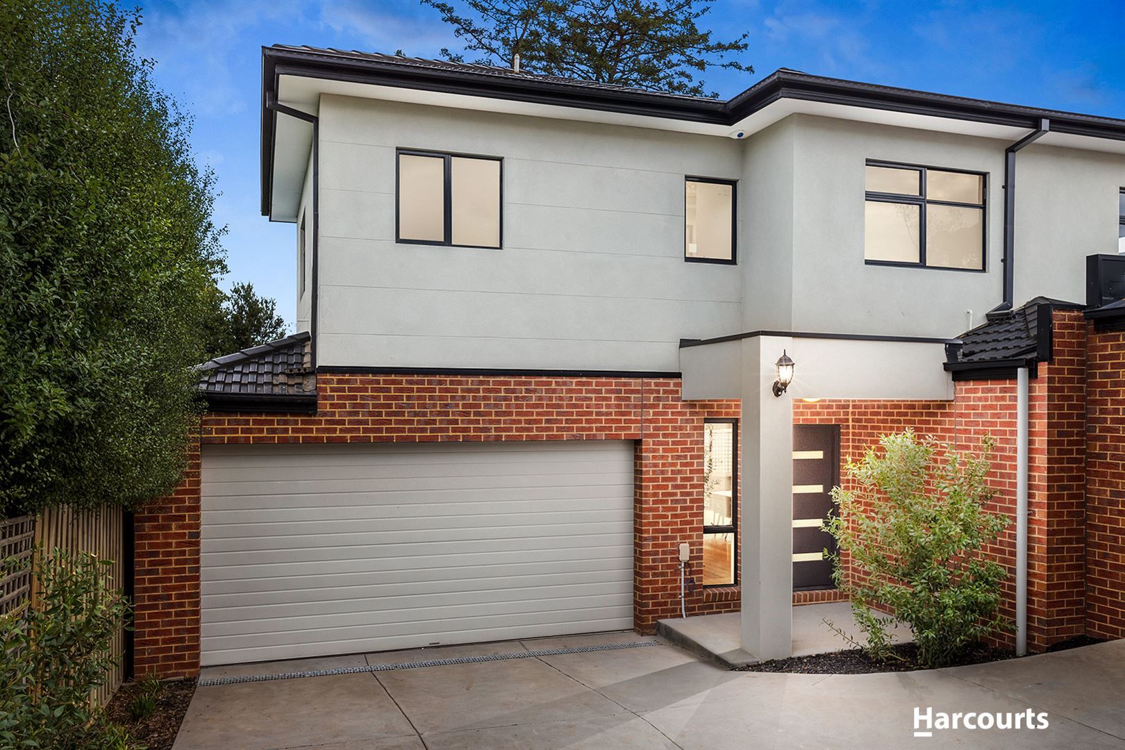 2/31 Silver Ash Avenue, Ashwood VIC 3147, Image 0