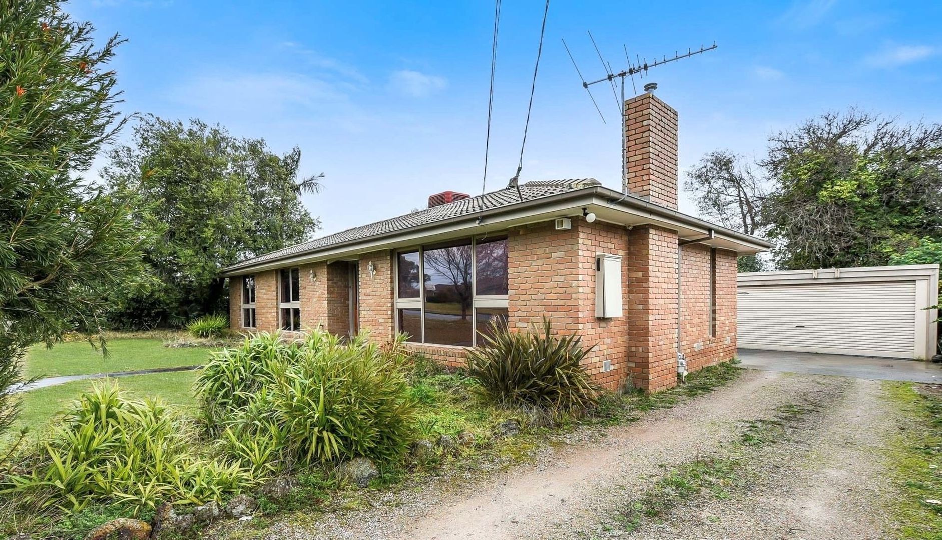 14 Lloyd Avenue, Narre Warren VIC 3805 House For Rent Domain