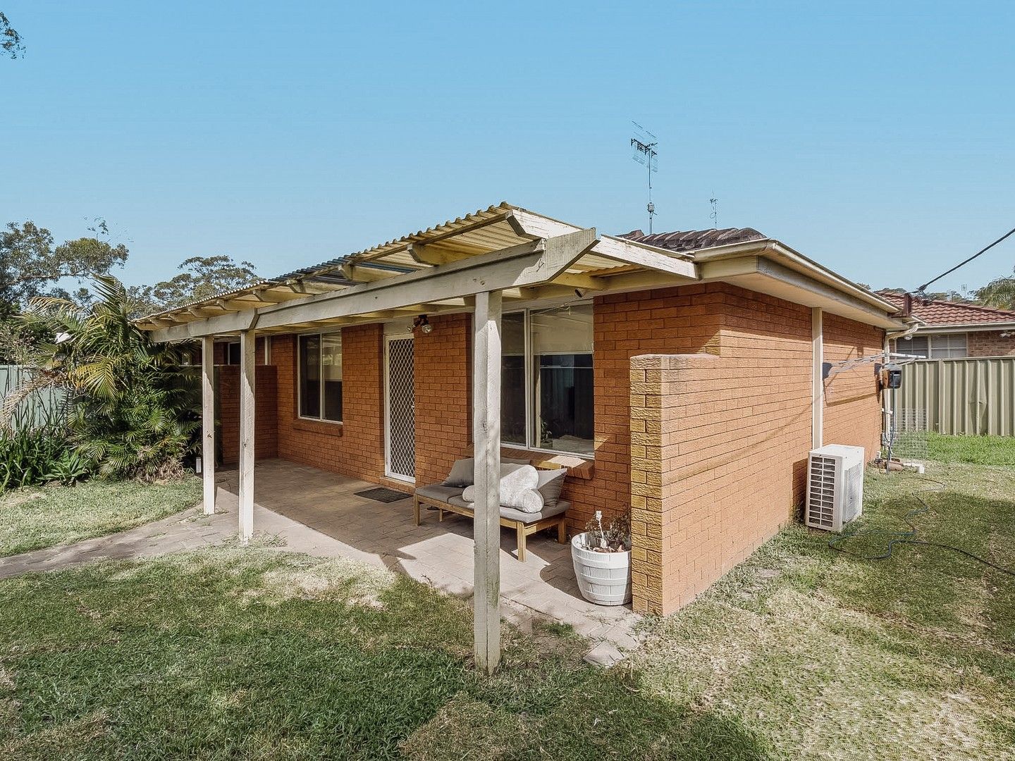 2 bedrooms House in 1/1 Kahibah Road UMINA BEACH NSW, 2257