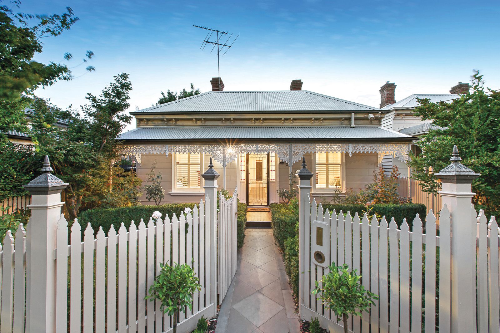 20 Brook Street, Hawthorn VIC 3122, Image 0