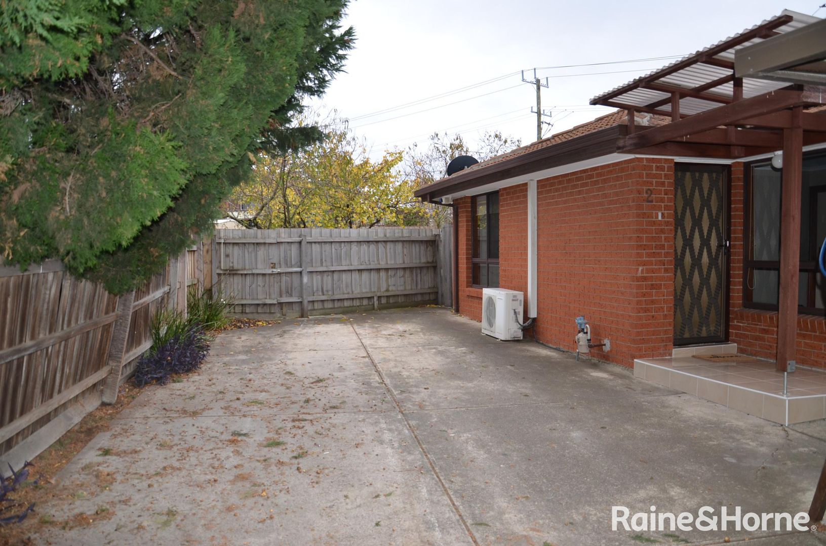2/21 Woods Close, Meadow Heights VIC 3048, Image 1