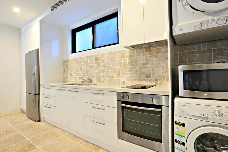 1 bedrooms Apartment / Unit / Flat in  NORTH CURL CURL NSW, 2099