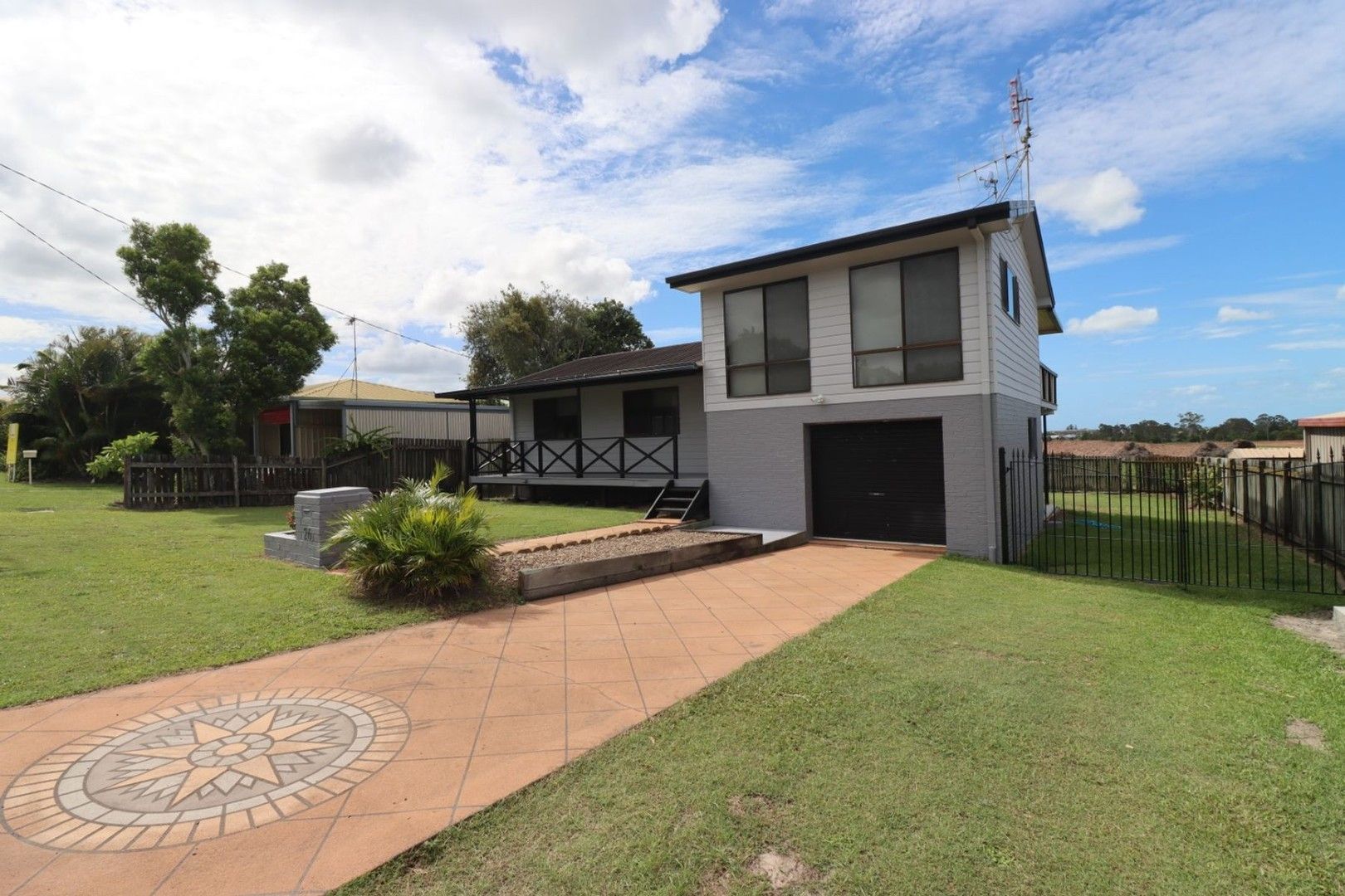 3 bedrooms House in 26 Waigani Avenue KAWUNGAN QLD, 4655